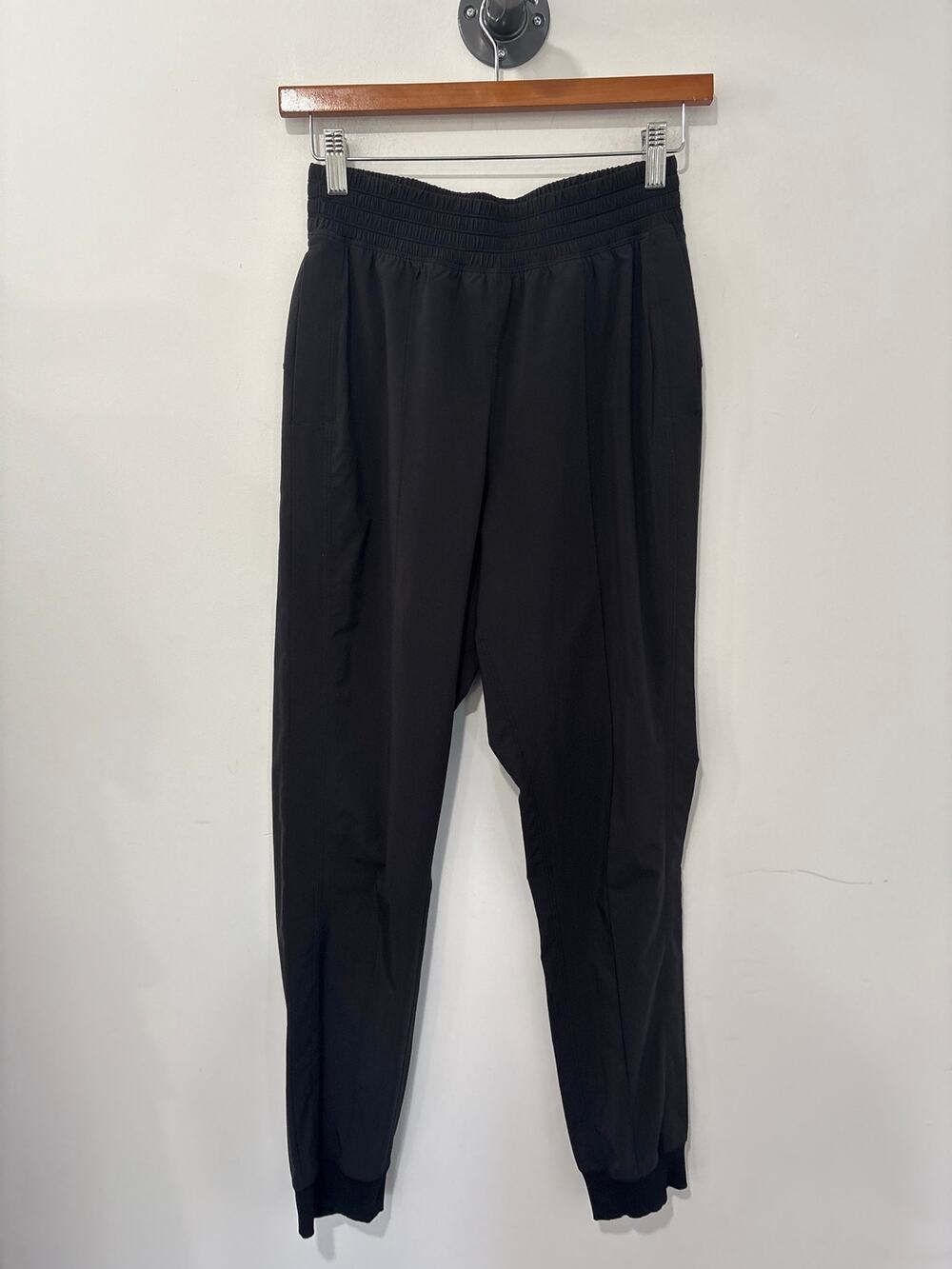 Lululemon Wanderer Jogger 28" Black Size 4